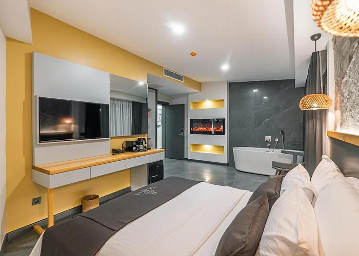 Surga Alacati ホテル *