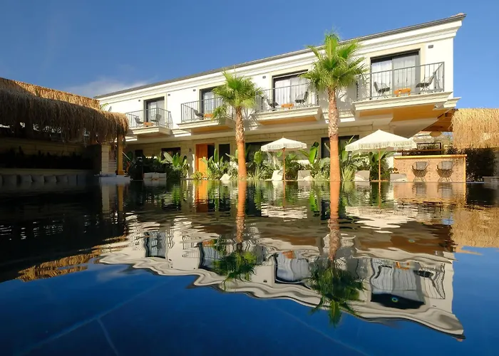 Surga Alacati Hotel Cesme