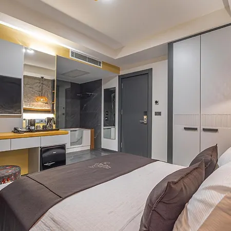 Surga Alacati Hotel *