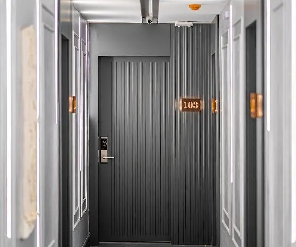 Surga Alacati ホテル