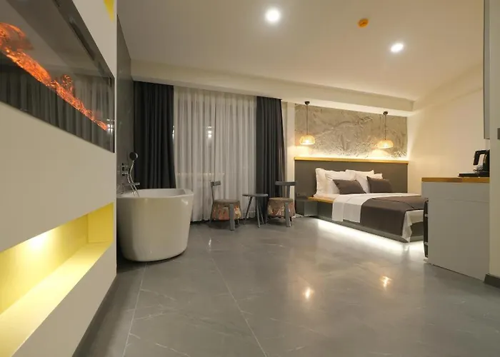 Surga Alacati ホテル